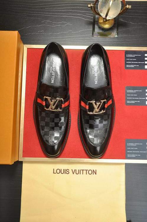 Picture of Louis Vuitton Shoes _SKULVsz38-45hnh072114620